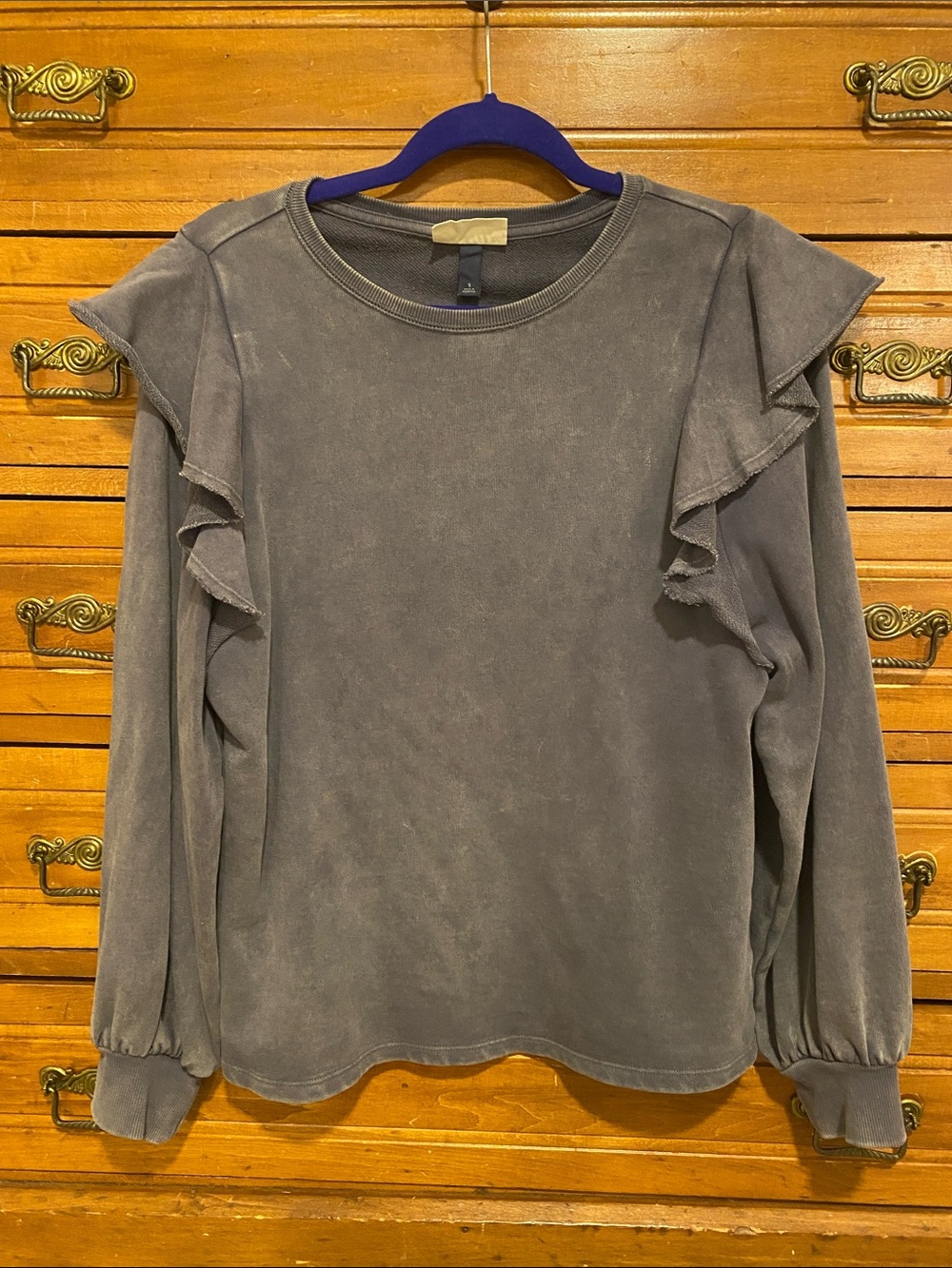 Universal Thread Ruffle Shoulder Sweatshirt - Picture 1 of 4